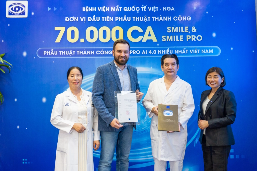 Mắt Việt - Nga 4 năm liên tiếp dẫn đầu phẫu thuật khúc xạ, cán mốc 70.000 ca xóa cận Smile & Smile Pro