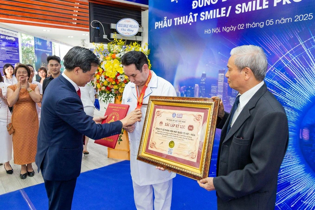 Mắt Quốc tế Việt - Nga lập kỷ lục với 60.000 ca phẫu thuật Smile và Smile Pro