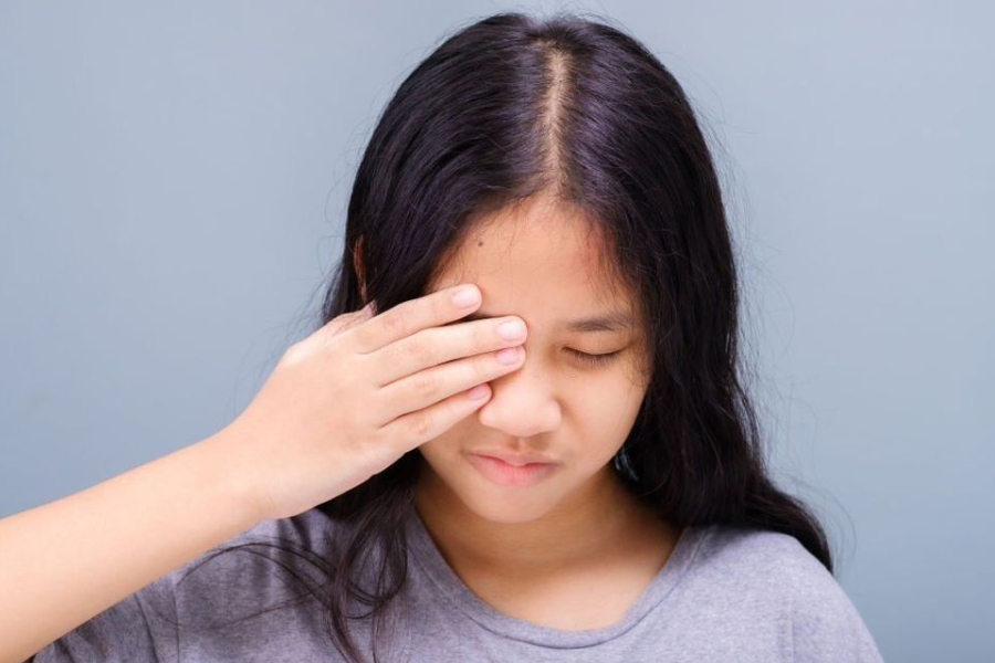 Trẻ không than mờ mắt nhưng có thể mất thị lực vĩnh viễn do nhược thị